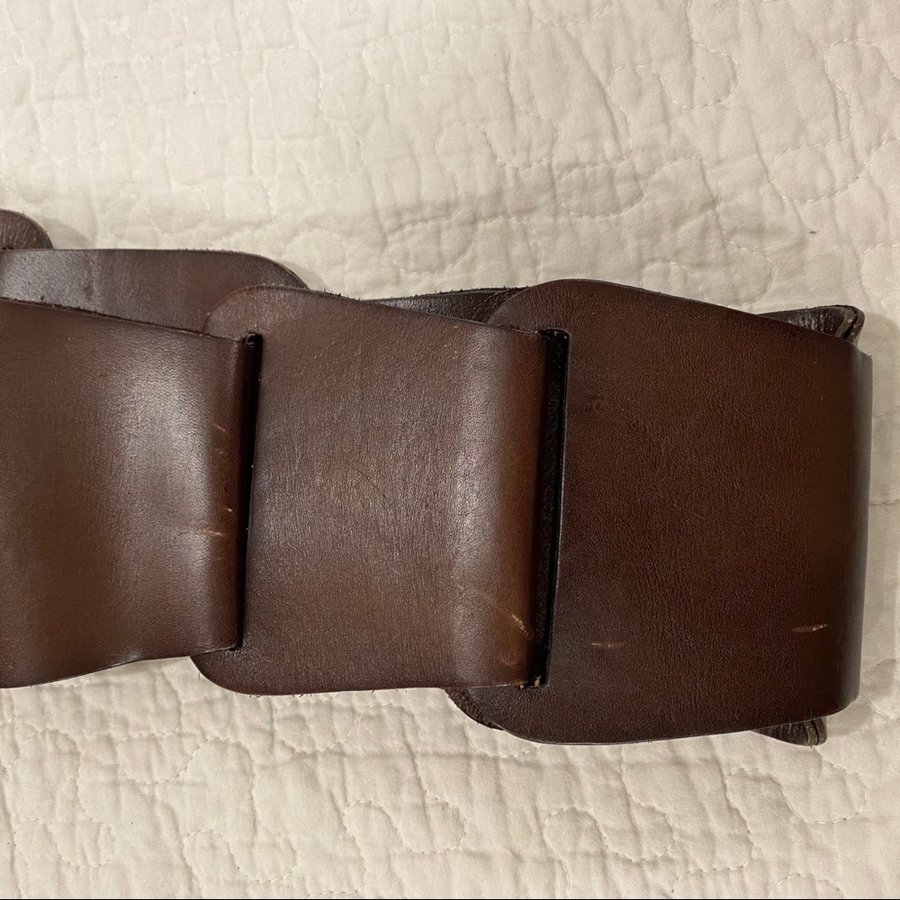 Linea Pelle x Bergdorfs Oversized Leather Belt - Picture 10 of 16